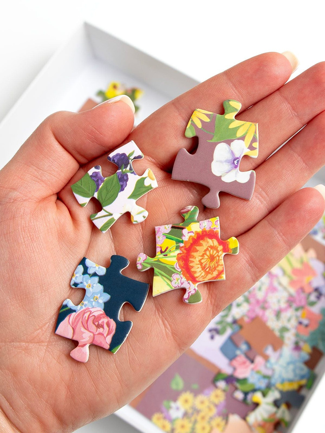 Seasons in Bloom - 500 Piece Floral Bouquets Jigsaw Puzzle, 6 of 8