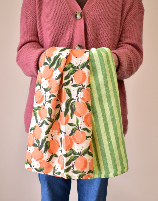 Peaches Kitchen Towel Set, 2 of 3
