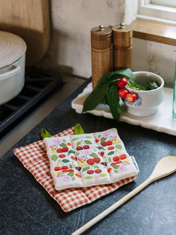 Cherry Grove Pot Holder Set, 3 of 5