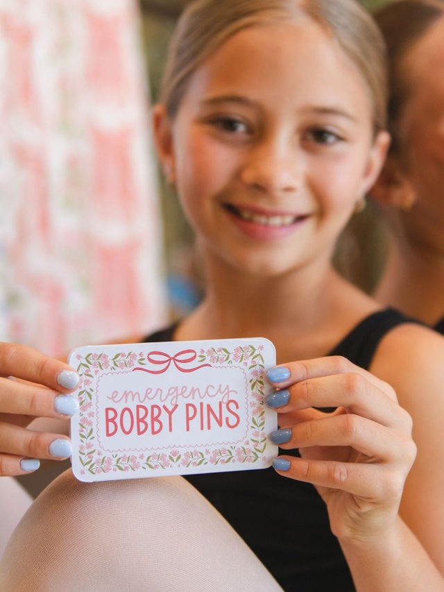 Emergency Bobby Pins Travel Tin, 1 of 8