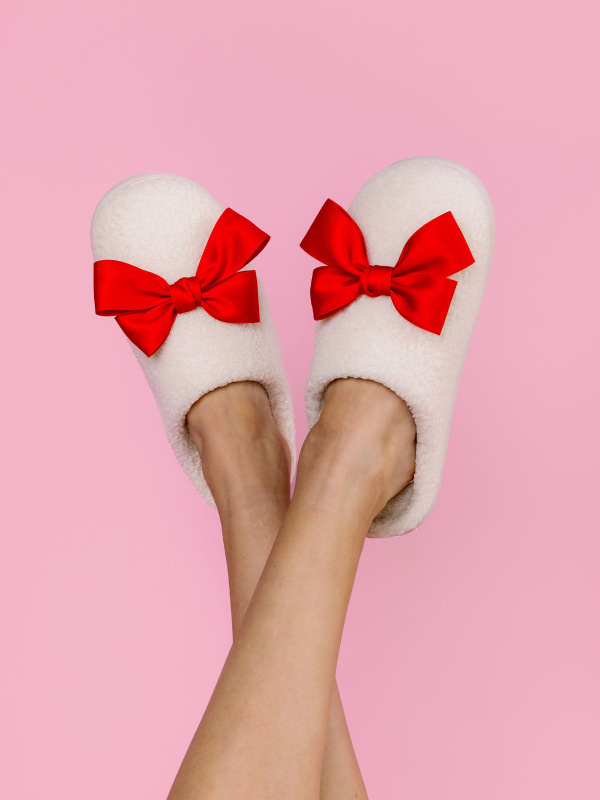 Red Coquette Bows Women’s Plush House Slippers, 1 of 4