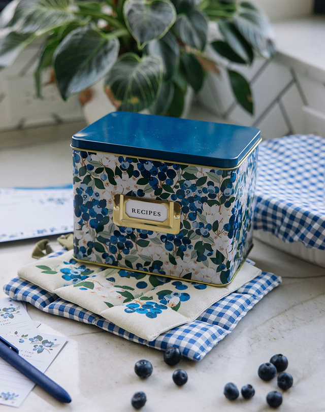 Blueberry Field Tin Recipe Box, 4 of 6