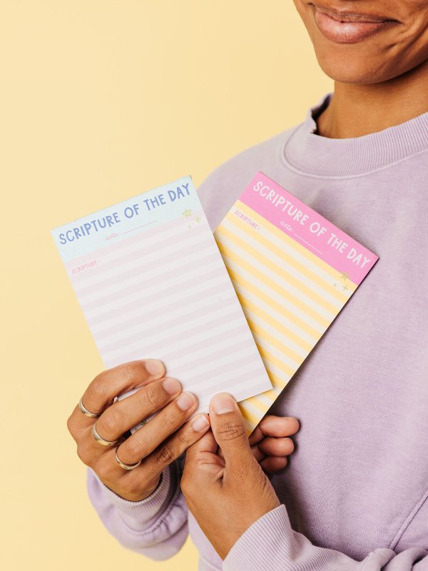 Scripture of the Day Pink 4×6 Notepad, 3 of 3
