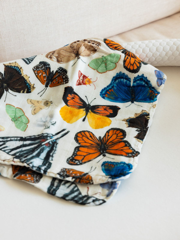 Flutter Friends Butterfly Baby Burp Cloths – Muslin Set of 2, 1 of 4