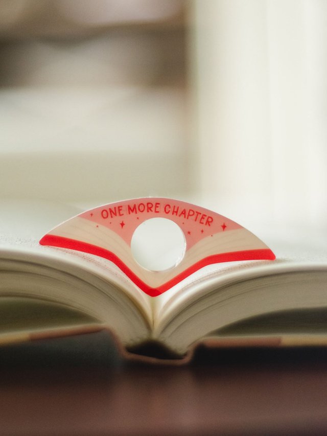 One More Chapter Thumb Book Page Holder, 1 of 7