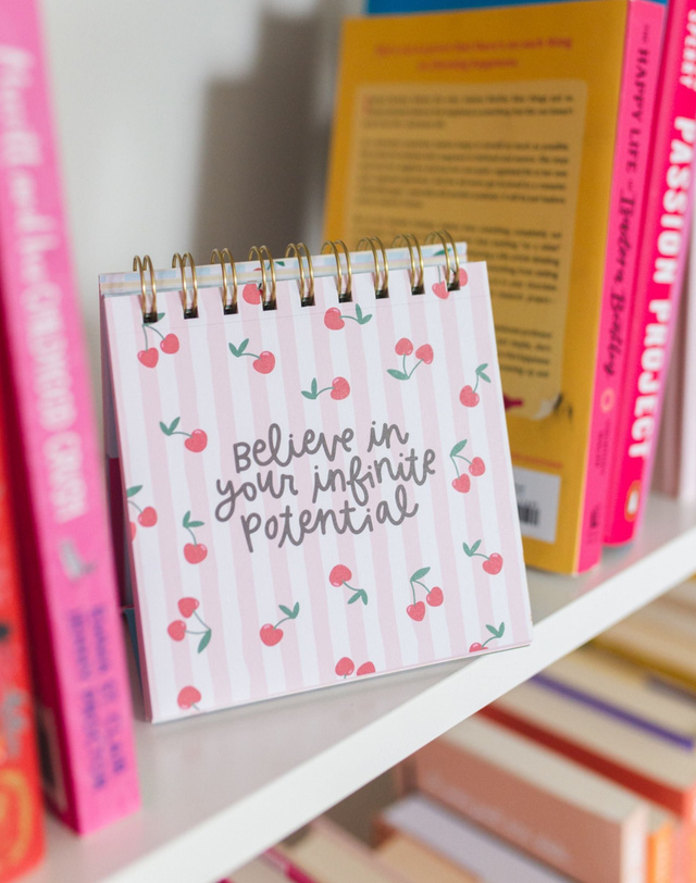 52 Weeks of Affirmations - Desk Flip Calendar, 3 of 9