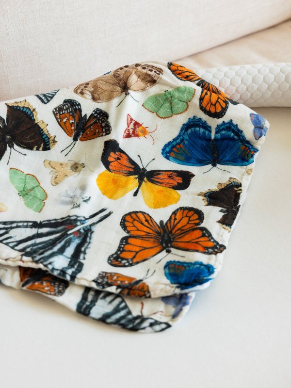 Flutter Friends Butterfly Baby Burp Cloths – Muslin Set of 2, 1 of 4