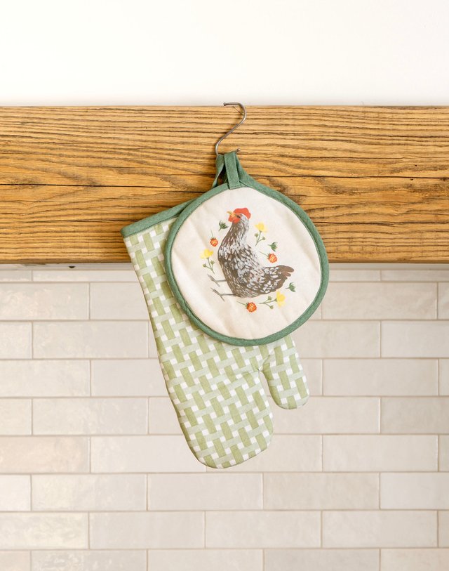 Spring Chicken Gingham Pot Holder Set, 3 of 4