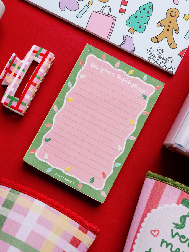 Let Your Light Shine Christmas Lights 4×6 Lined Notepad, 2 of 3