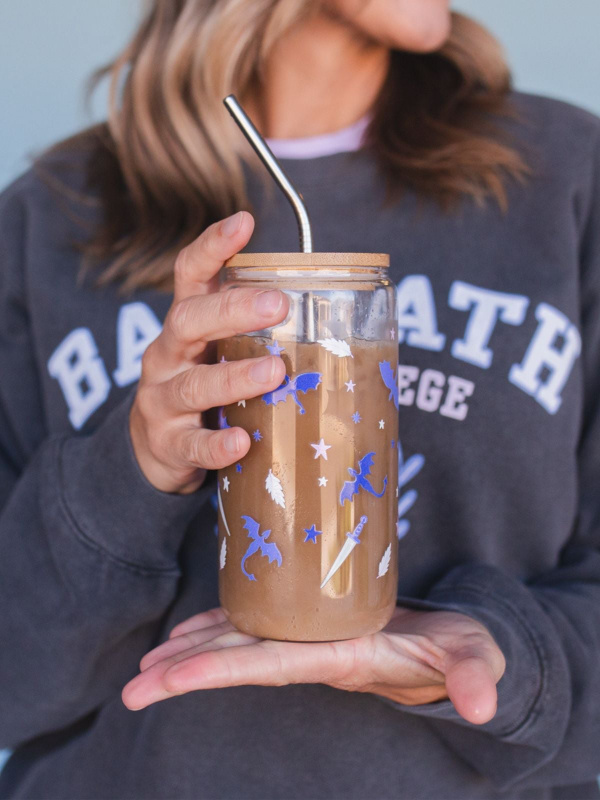 Romantasy Reader Glass Can, 1 of 4