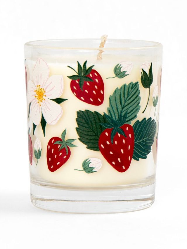Strawberry Patch Scented Soy Hand-Poured Candle, 6 of 8