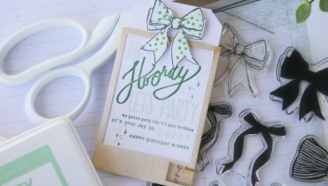 Stamp Set : 6×8 Bows, 5 of 6