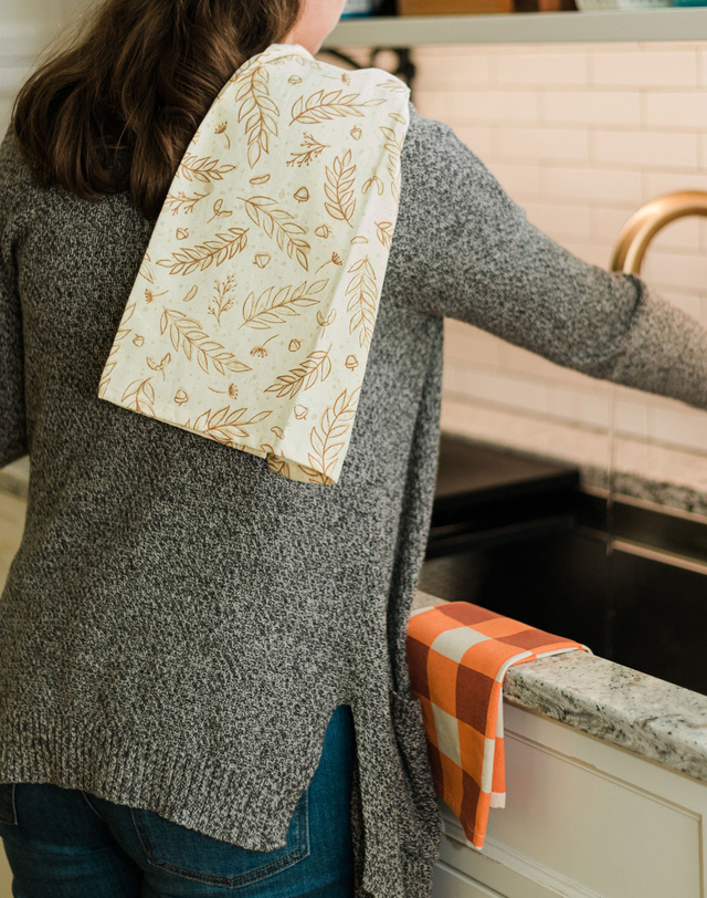 Loose Leaf Kitchen Towel Set, 3 of 5