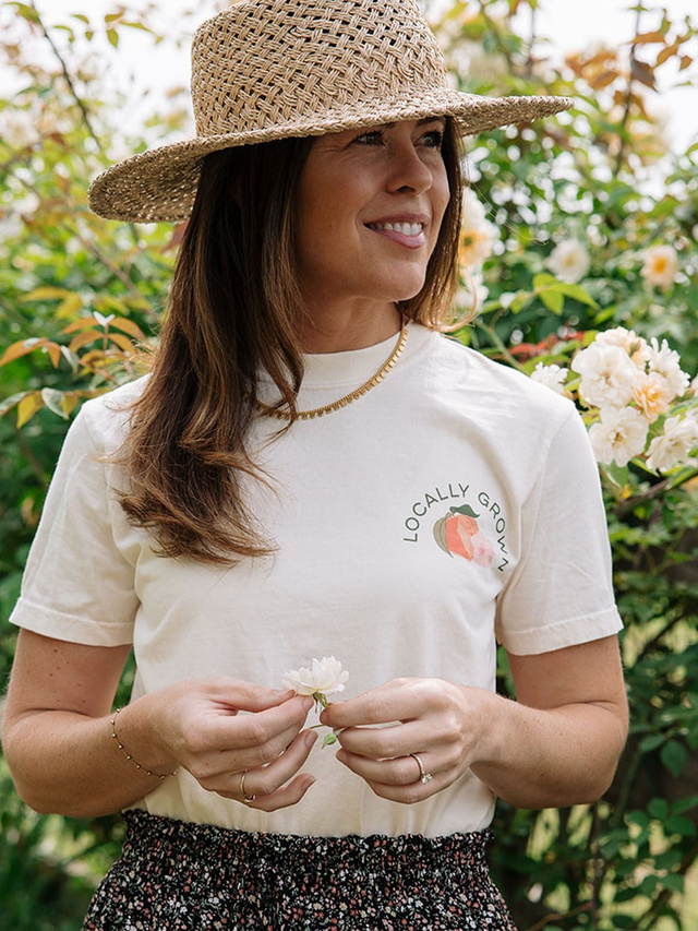 Peach Blossom Farmers Market Tee - Ivory, 2 of 7