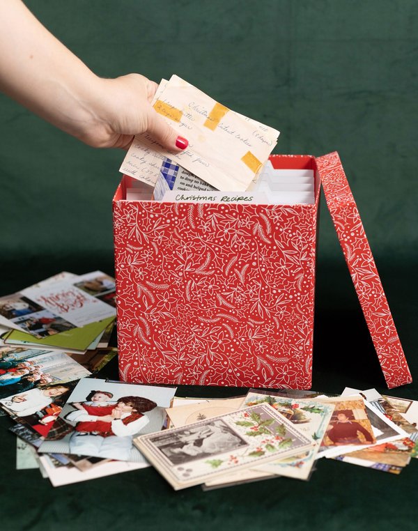 Holiday Floral Keepsake Box, 1 of 2