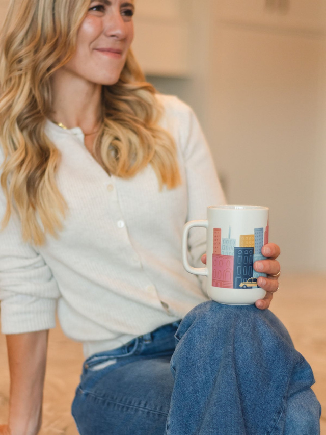 City Skyline & Taxi Cab Tall Ceramic Coffee Mug, 4 of 5