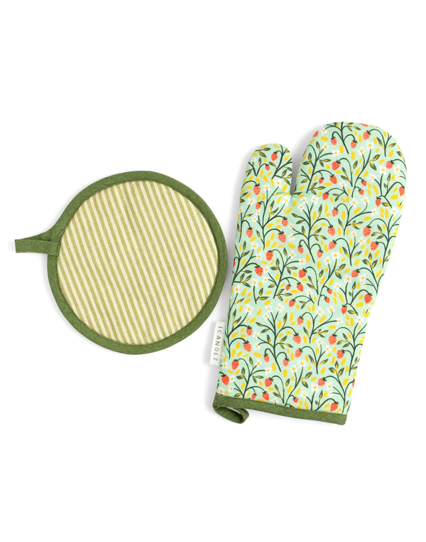 Strawberry Meadow Pot Holder Set, 4 of 4