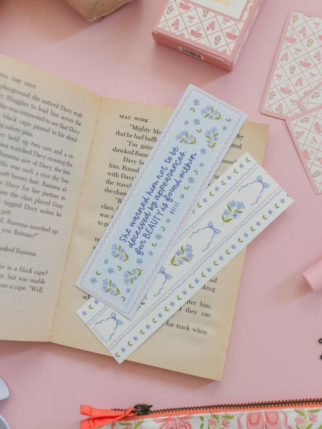 Beauty Is Found Within Floral & Bows Bookmark Set, 2 of 3