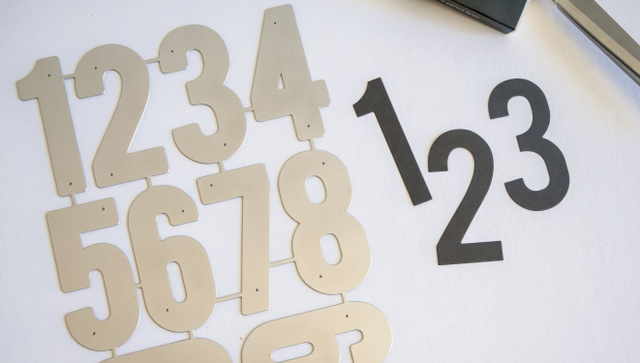 Metal Die Set : Storytellers Numbers - Solid, 2 of 4