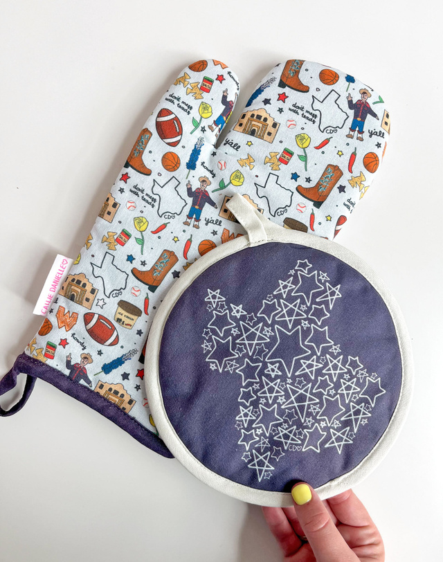 Texas Western Pot Holder Set, 2 of 2