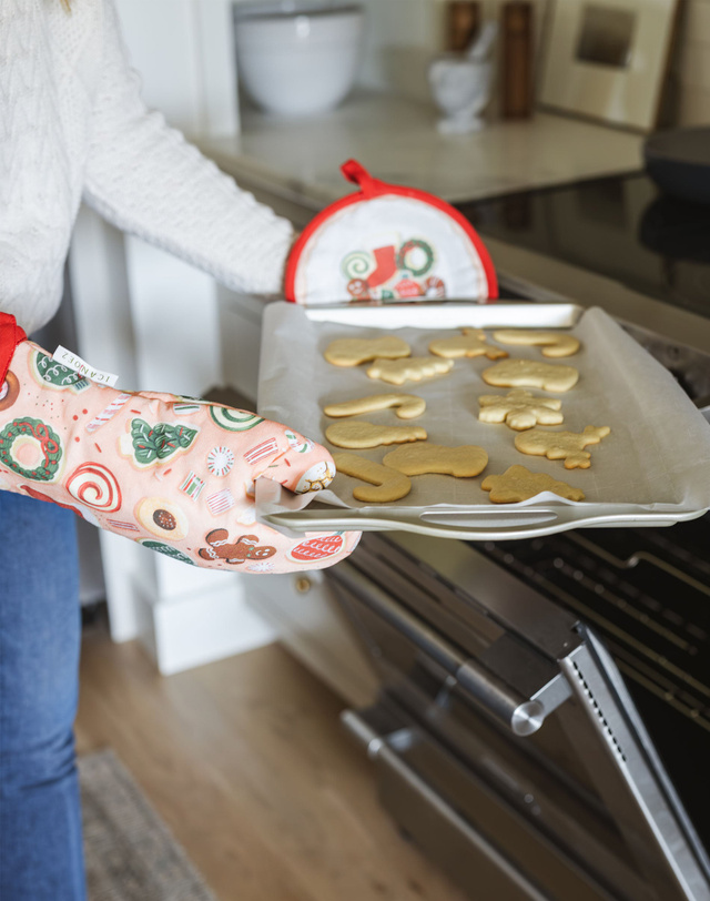 Sweet Holiday Pot Holder Set, 2 of 3
