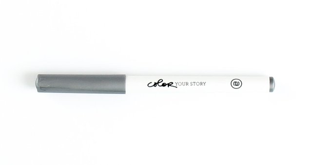 Ali Edwards Silver Medium Metallic Marker, 1 of 3