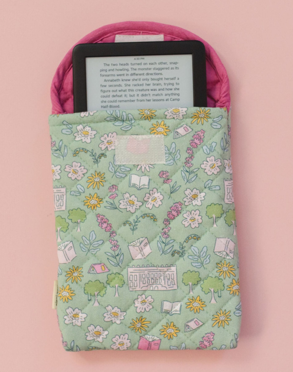 Pride and Prejudice Pemberley Quilted E-Reader Case, 4 of 6