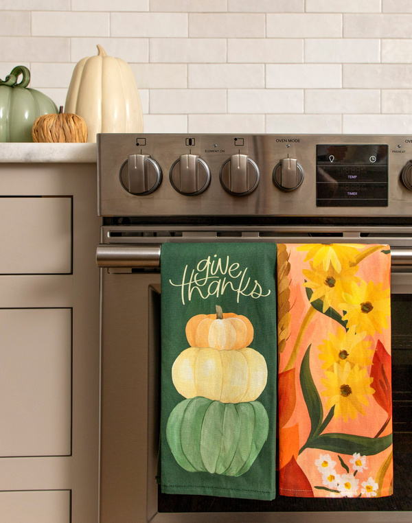 Give Thanks Pumpkins Kitchen Towel, 2 of 3
