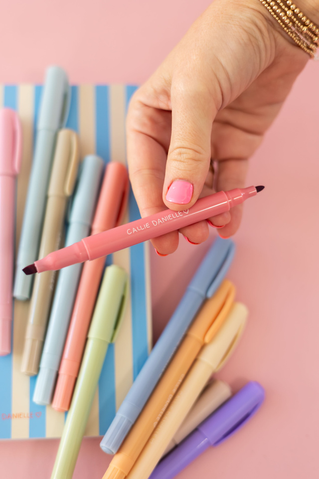 Dual Tip Highlighter Set by Callie Danielle, 3 of 4