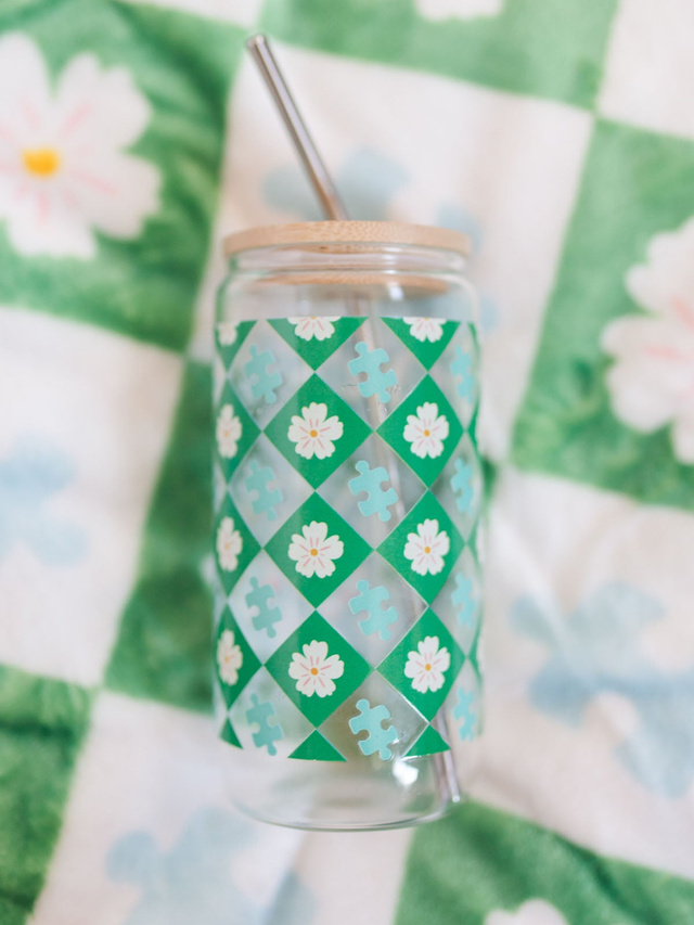 Puzzle Lover Floral Glass Can, 4 of 5