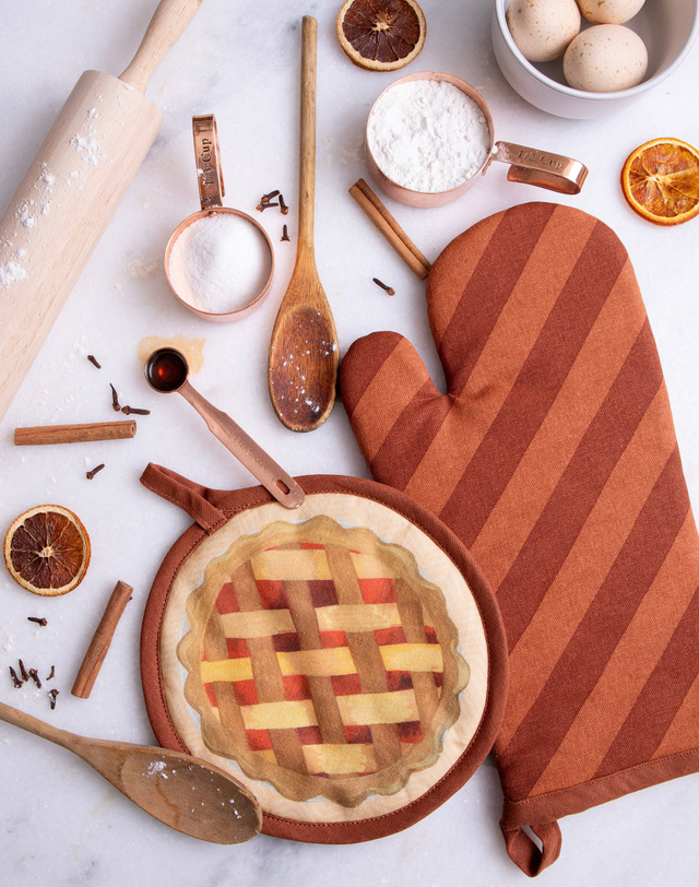 Pie Pot Holder Set, 1 of 5