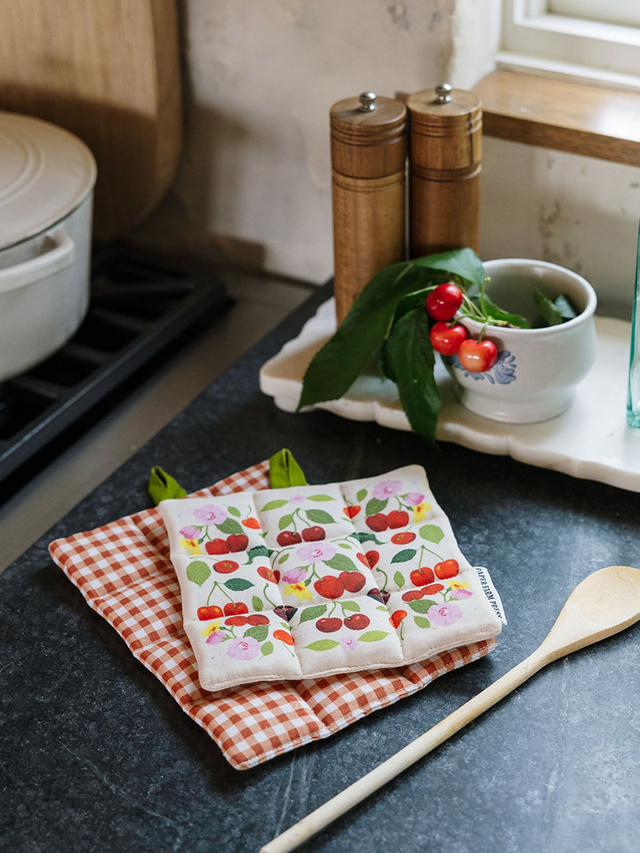Cherry Grove Pot Holder Set, 3 of 5