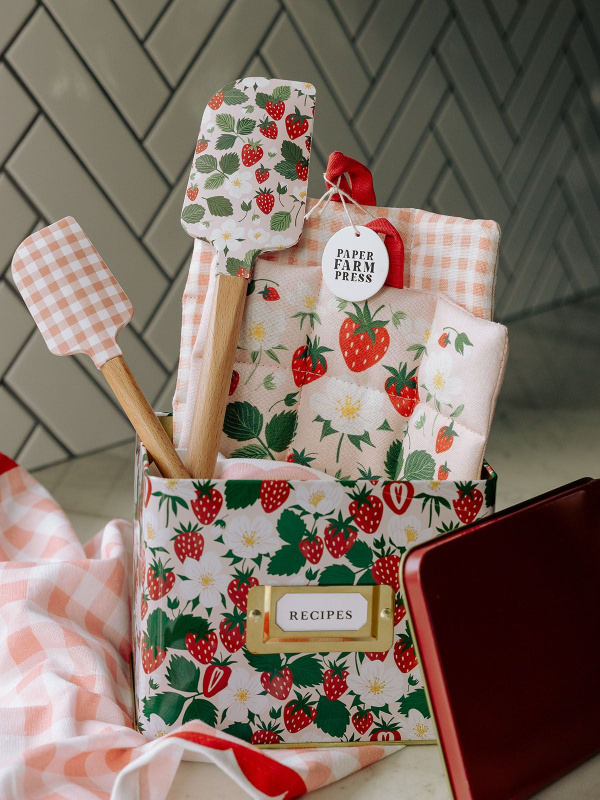 Strawberry Patch Silicone Kitchen Spatulas - Set of 2, 6 of 9