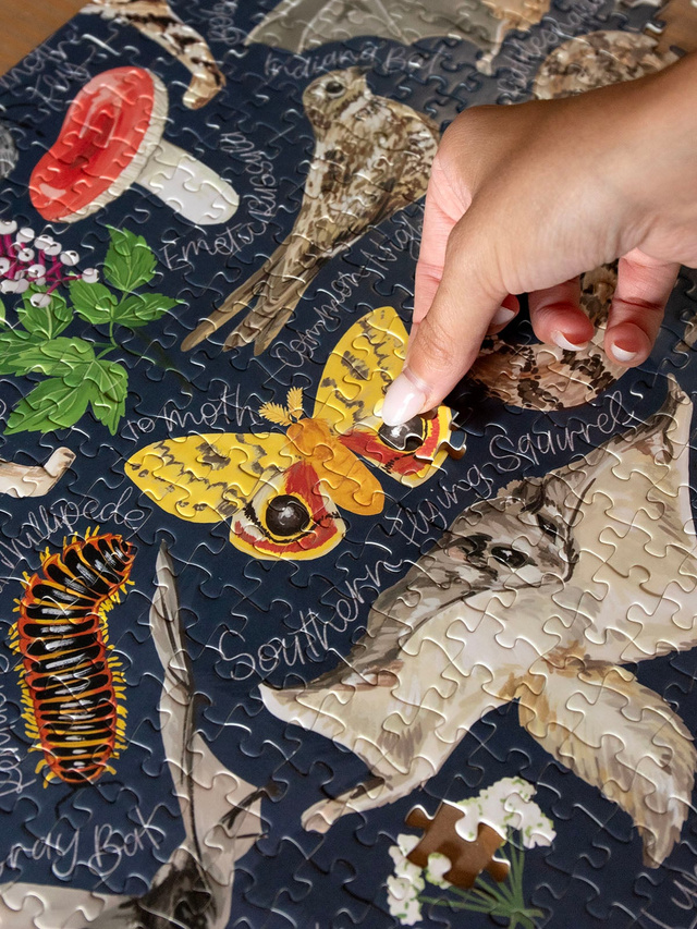 Midnight Flora & Fauna - 1000 Piece Jigsaw Puzzle, 4 of 8