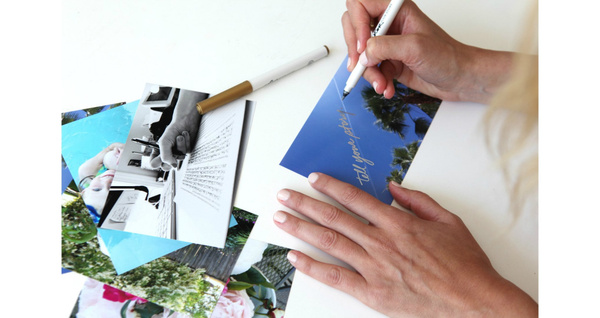 Ali Edwards Gold Medium Metallic Marker, 2 of 2