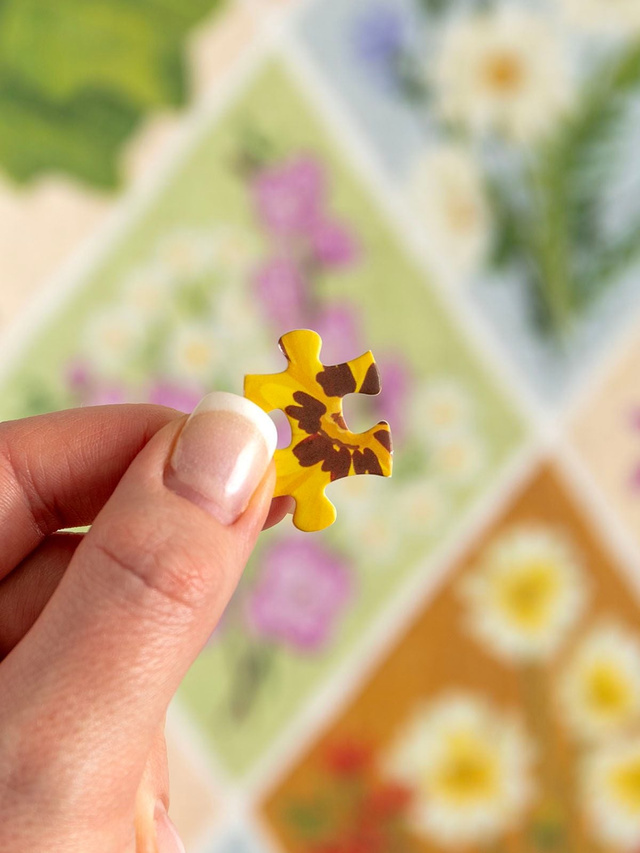 Vintage Blooms - 1,000 Piece Floral Jigsaw Puzzle, 3 of 9