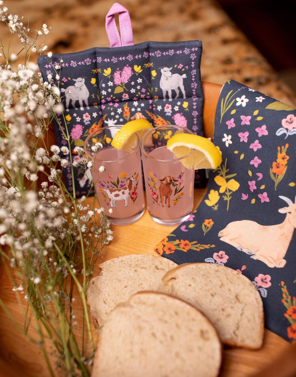 Goats & Flowers Pot Holder Set, 4 of 7