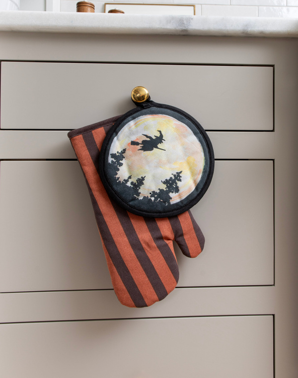 Witch Pot Holder Set, 1 of 3
