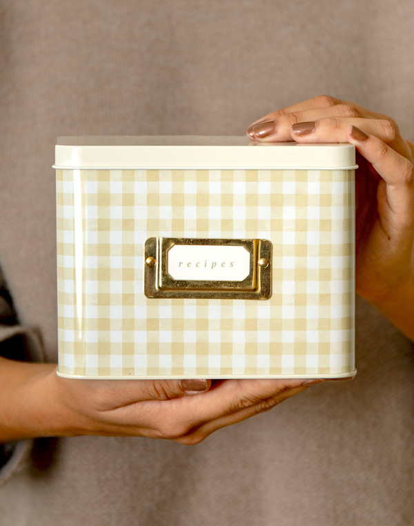 Beige Gingham Tin Recipe Box, 3 of 6