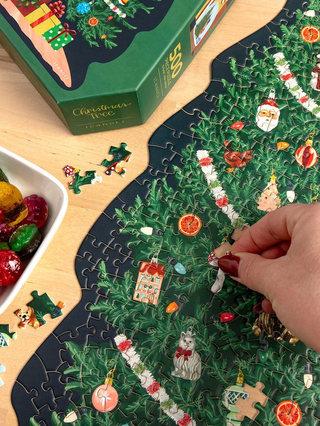 Christmas Tree - 500 Piece Shaped Jigsaw Puzzle, 5 of 7