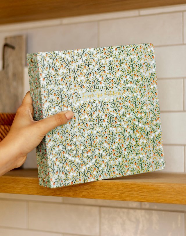Strawberry Meadow Petite Recipe Binder, 1 of 7