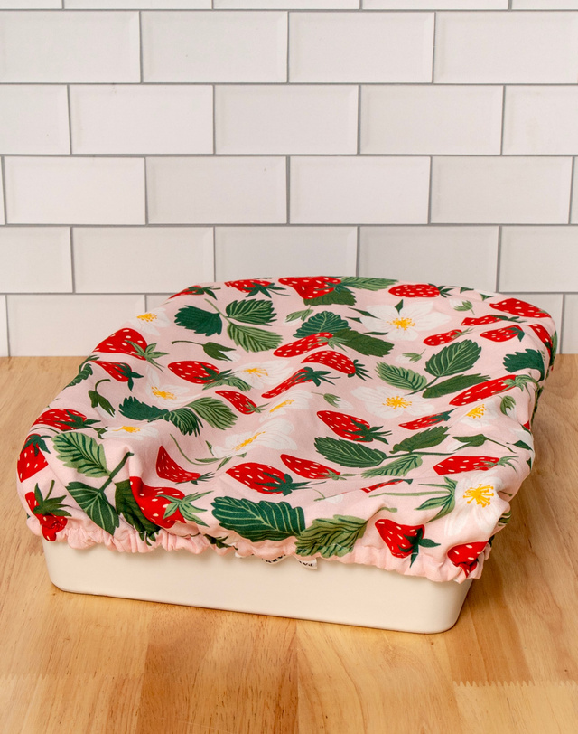 Strawberry Patch Dish Cover, 1 of 3