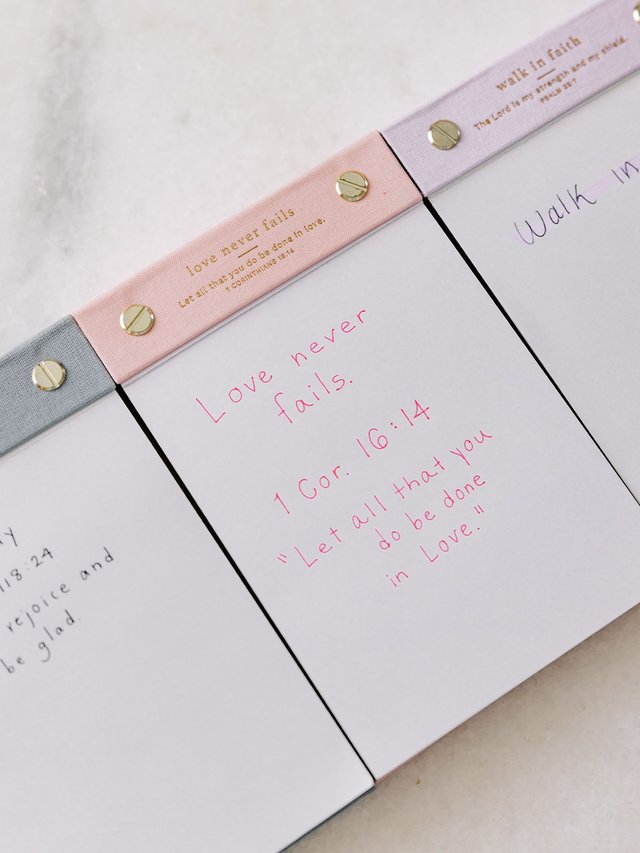Love Never Fails Desktop Notepad, 6 of 6
