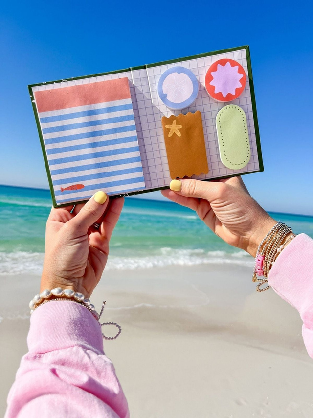 Sunny Beach & Coastal Sticky Notes Set, 3 of 5