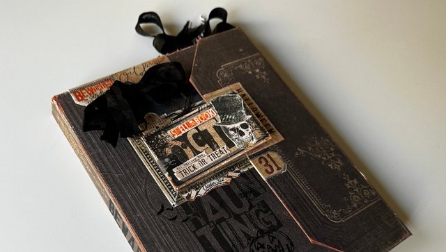 Spell Book - Haunting Stories, 2 of 6