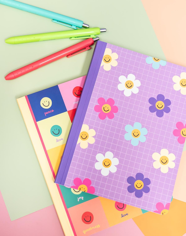 Happy Daisies Soft Flex Perfect Bound Journal, 3 of 6