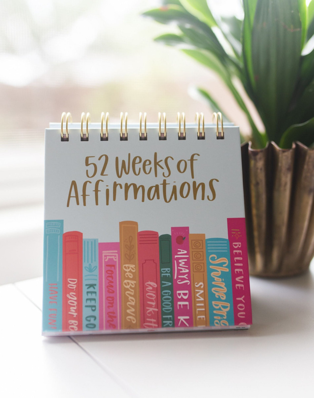 52 Weeks of Affirmations - Desk Flip Calendar, 4 of 9